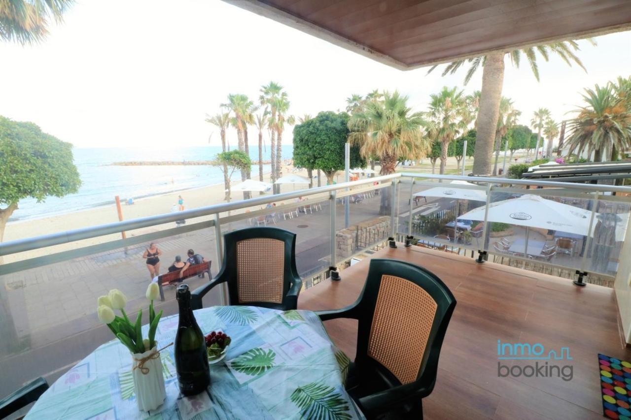 Sun Beach Mediterrani, En Frente Del Mar กัมบริลส์ ภายนอก รูปภาพ