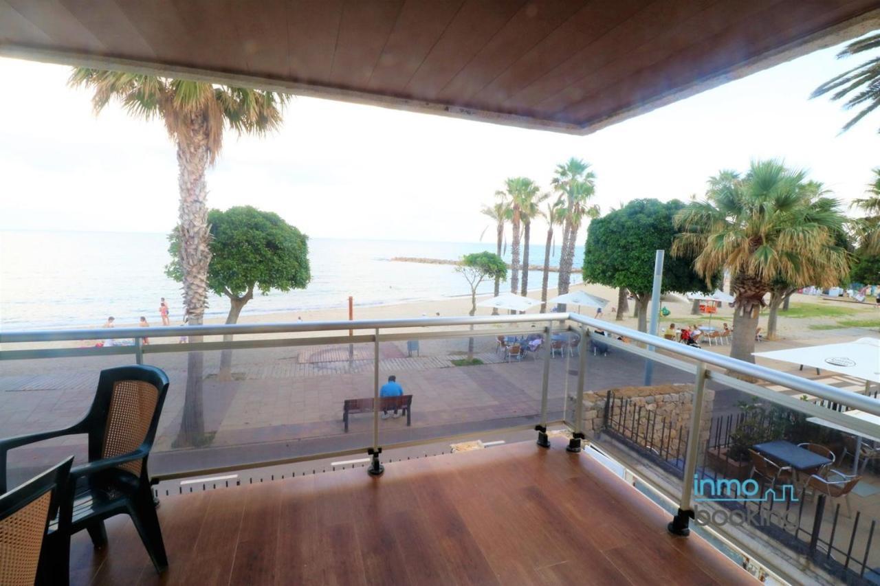 Sun Beach Mediterrani, En Frente Del Mar กัมบริลส์ ภายนอก รูปภาพ
