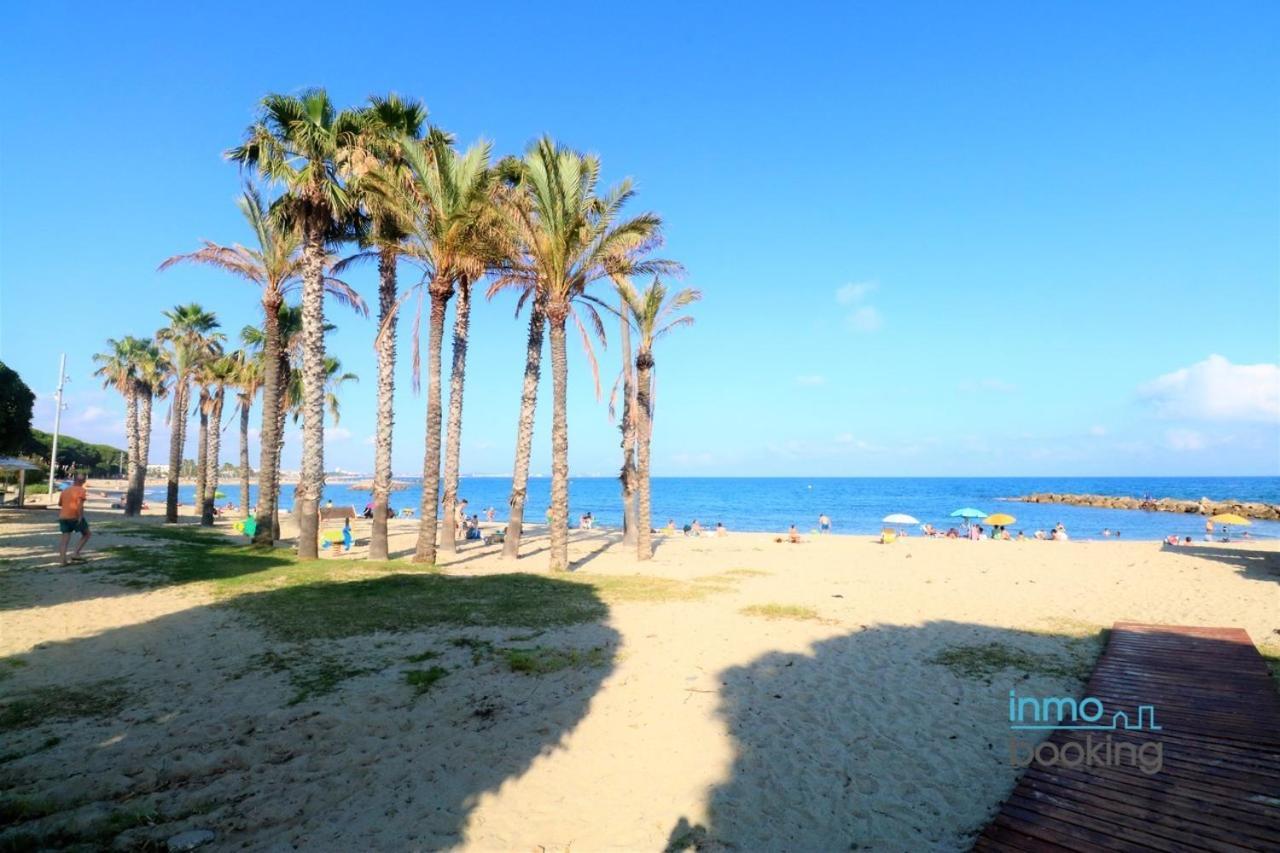 Sun Beach Mediterrani, En Frente Del Mar กัมบริลส์ ภายนอก รูปภาพ