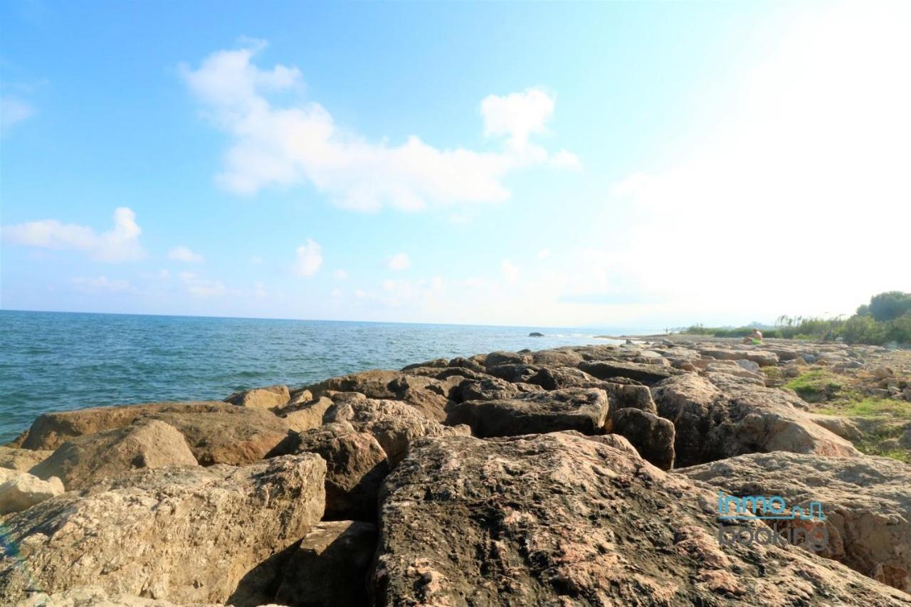 Sun Beach Mediterrani, En Frente Del Mar กัมบริลส์ ภายนอก รูปภาพ