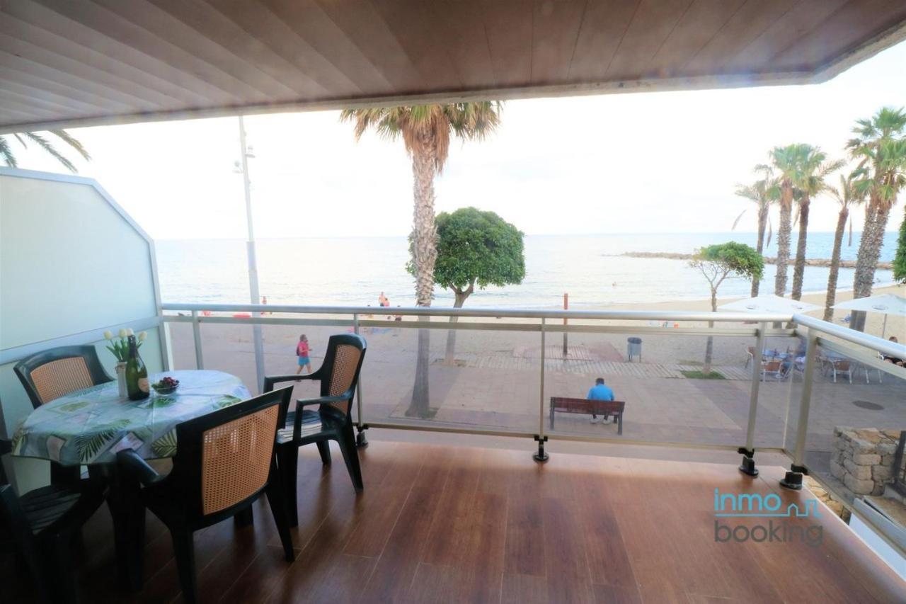 Sun Beach Mediterrani, En Frente Del Mar กัมบริลส์ ภายนอก รูปภาพ