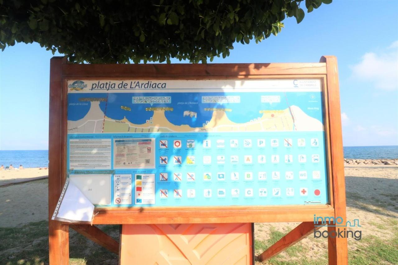 Sun Beach Mediterrani, En Frente Del Mar กัมบริลส์ ภายนอก รูปภาพ